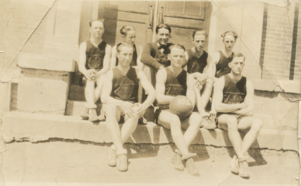 O. Hugo Coaching Baksetball Team in Halliday, ND 1928-1929
